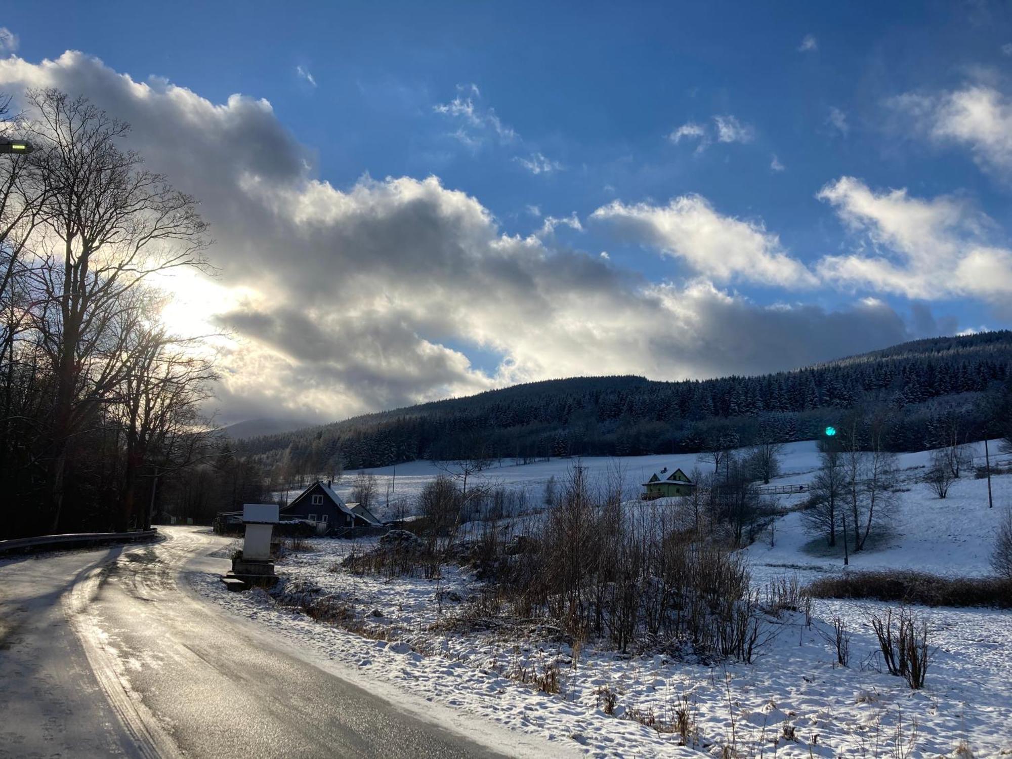 Domek Nad Potokiem Stronie Slaskie Luaran gambar